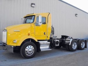 JP-K32 Aftermarket,  Fits Kenworth T800 Short Curved Cowl Hood Metton Replacement 2007 and Newer - Image 3