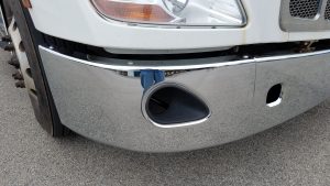 170-BPB02-CF AFTERMARKET PETERBILT 579 ASSEMBLY SBA BUMPER - CHROME- with fog light cutouts - Image 8