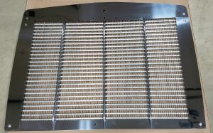 240-GKW02-GL-03 KENWORTH T800 GRILLE 3-BAR